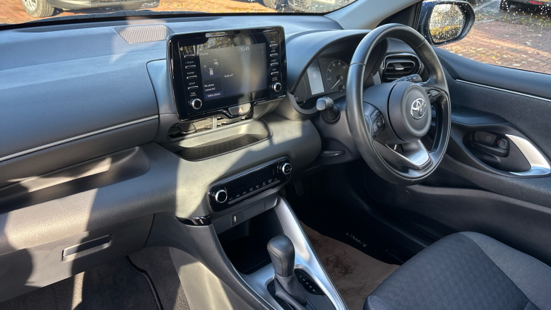 Toyota Yaris 1.5 Hybrid Icon 5dr CVT Hybrid Hatchback